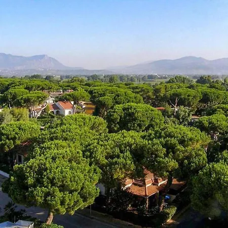 Belvilla By Oyo Villaggio C5 Baia Domizia
